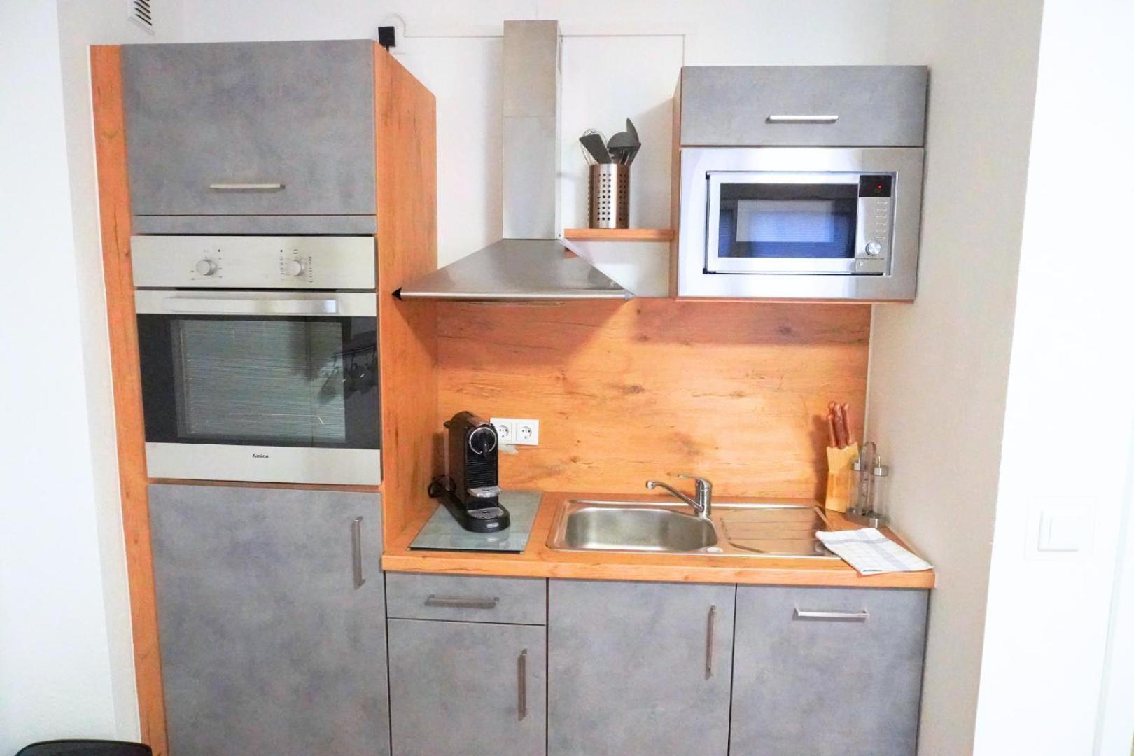 Living-Life, Klinik & Messe Vor Ort, Wlan, Netflix Apartment Essen Exterior photo
